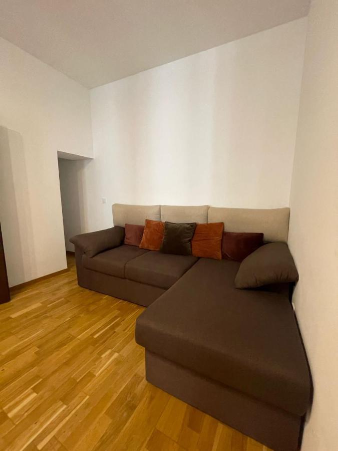 Londof Schei Apartments - Downtown Brasov Luaran gambar
